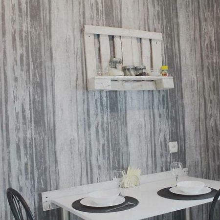 Apartment Квартира Ярослава Мудрого Krivoi Rog Exterior foto